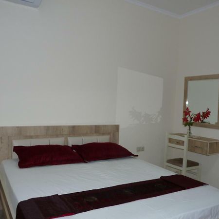 Apartment Dejvi Саранде Екстериор снимка