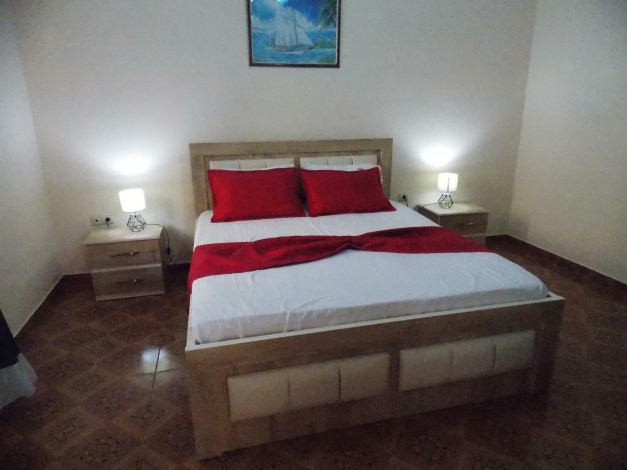 Apartment Dejvi Саранде Екстериор снимка