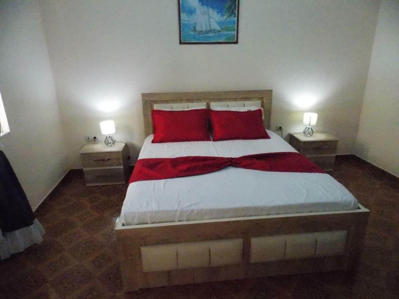 Apartment Dejvi Саранде Екстериор снимка