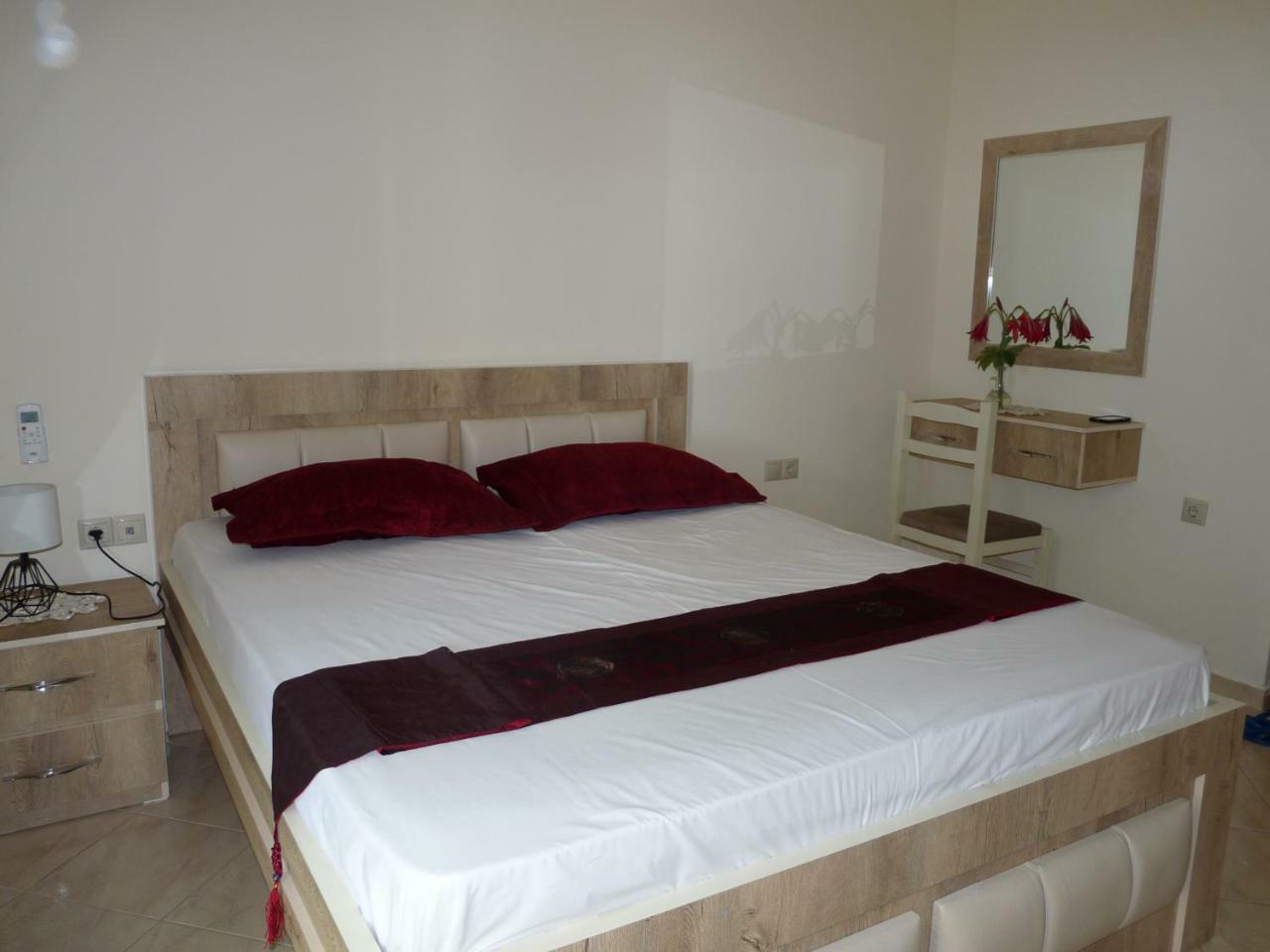 Apartment Dejvi Саранде Екстериор снимка